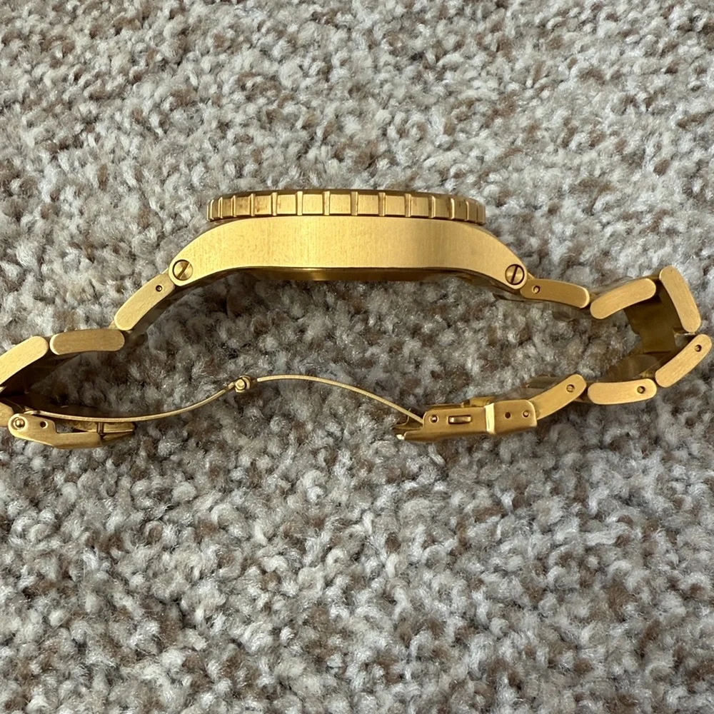 Nixon Mens Gold Watch 48-20 Chrono Stainless Steel Used
